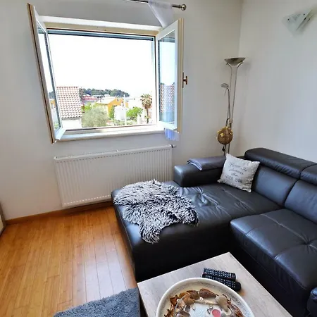 Miro Apartment