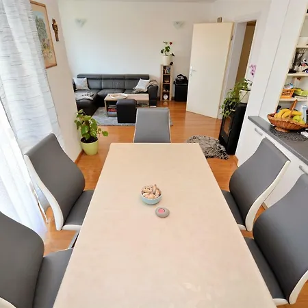 Appartement Miro Petrčane