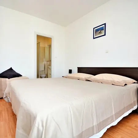 Apartment Miro
