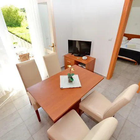 Apartment Miro