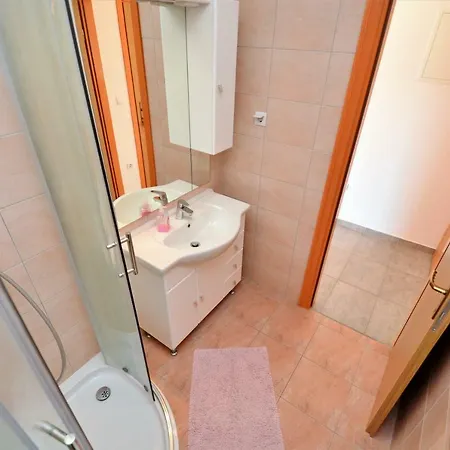 Apartment Miro *