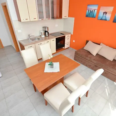 Miro Apartment *