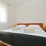 Apartment Miro *