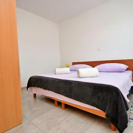 公寓 Miro 佩特坎内