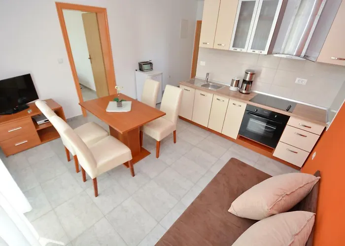 Miro Apartman *